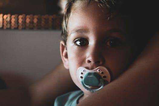 Chupete en recién nacidos: ventajas, desventajas y cuándo usarlo 5 chupete en recien nacidos ventajas desventajas y cuando usarlo 1